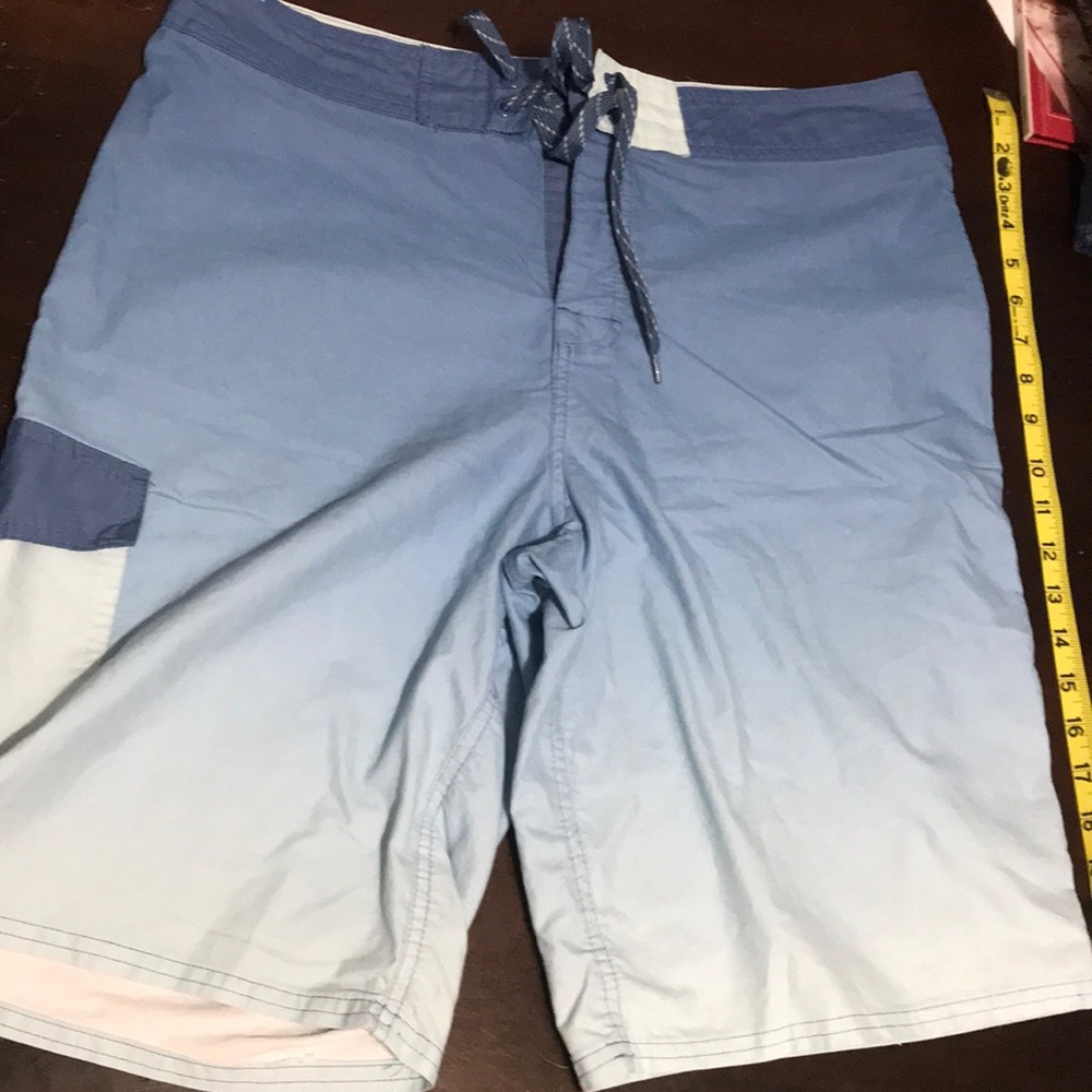 Mens Mossimo Supply Co. swim trunks size 34